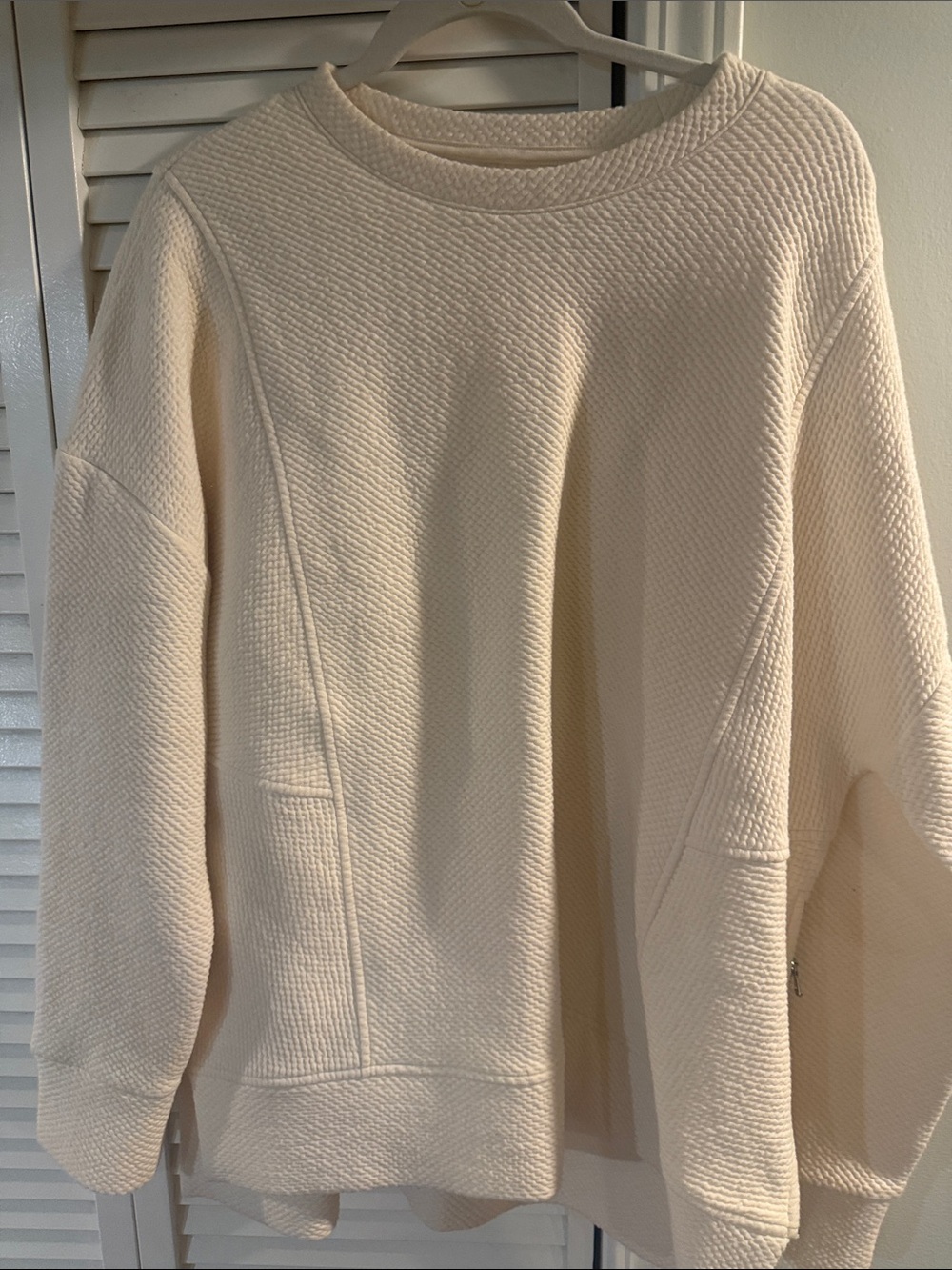 Calla Cream Textured Pullover Sweatshirt L